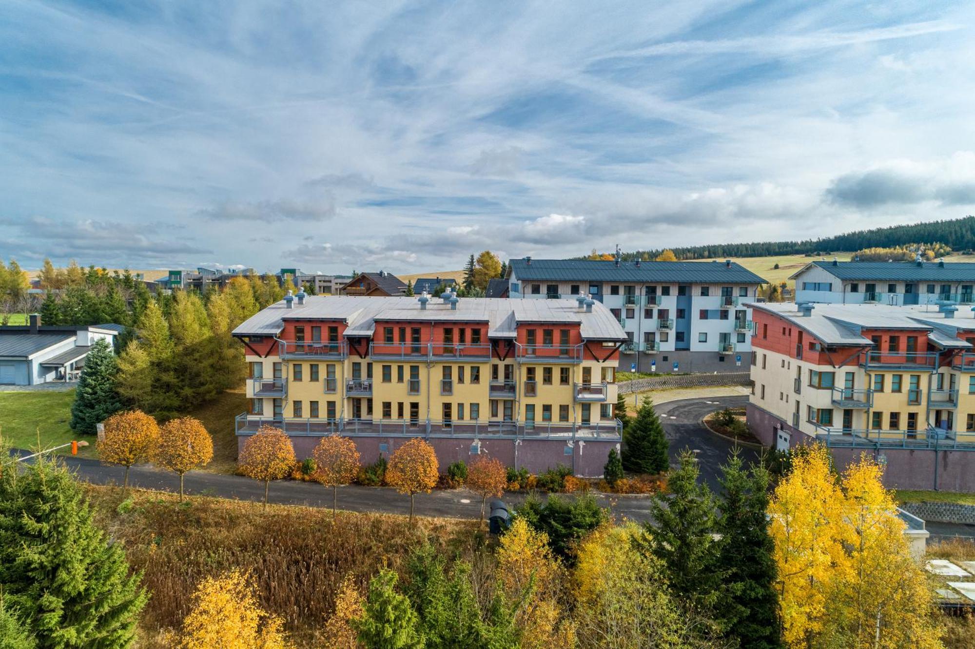 K2 Aparthotel Klinovec Views - Mezonet Apt Loučná pod Klínovcem Bagian luar foto